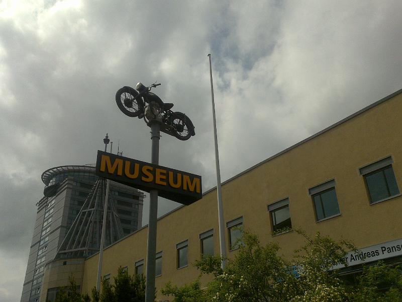 2010052810874.jpg