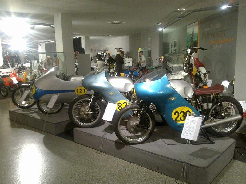 2010052810996.jpg