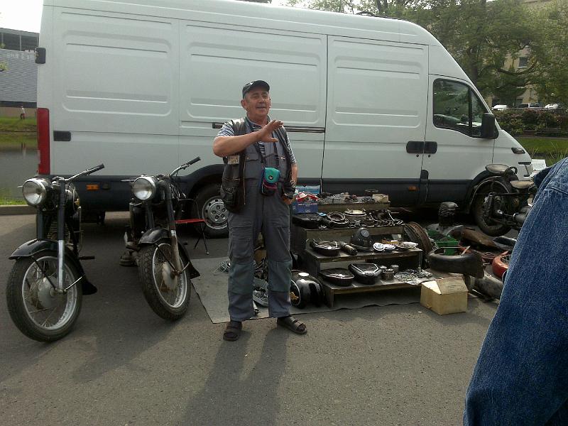 2010052911116.jpg