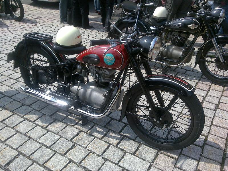 2010052911227.jpg